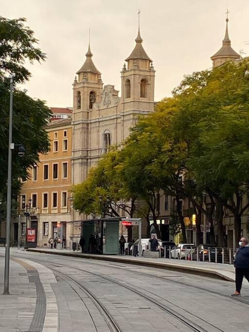 Acogedor Apartamento Con Acabados Primera Calidad Saragossa Exterior foto