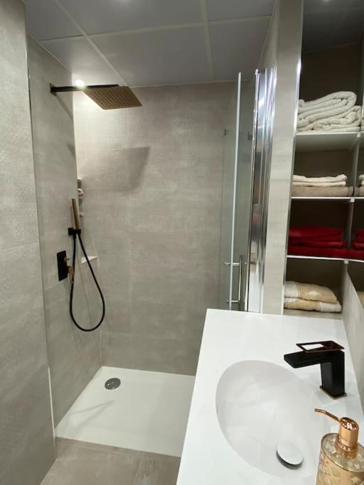 Acogedor Apartamento Con Acabados Primera Calidad Saragossa Exterior foto