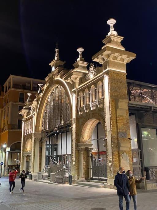 Acogedor Apartamento Con Acabados Primera Calidad Saragossa Exterior foto